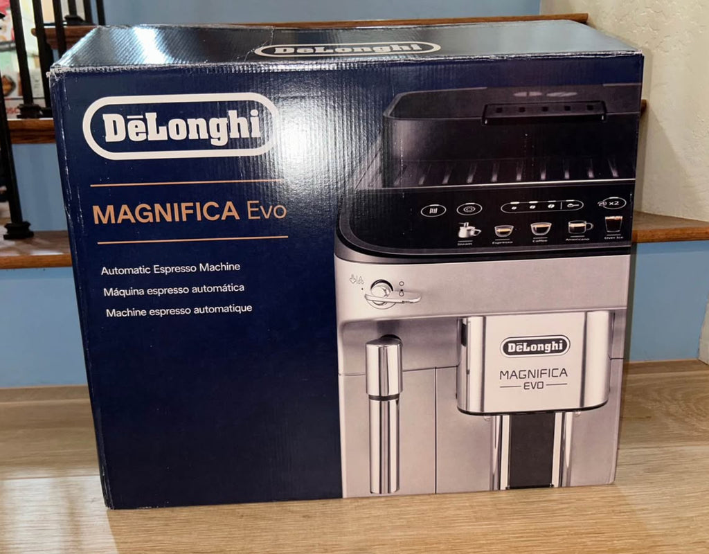 De'Longhi Magnifica Evo Automatic Coffee Espresso Machine w/ Frother Like New