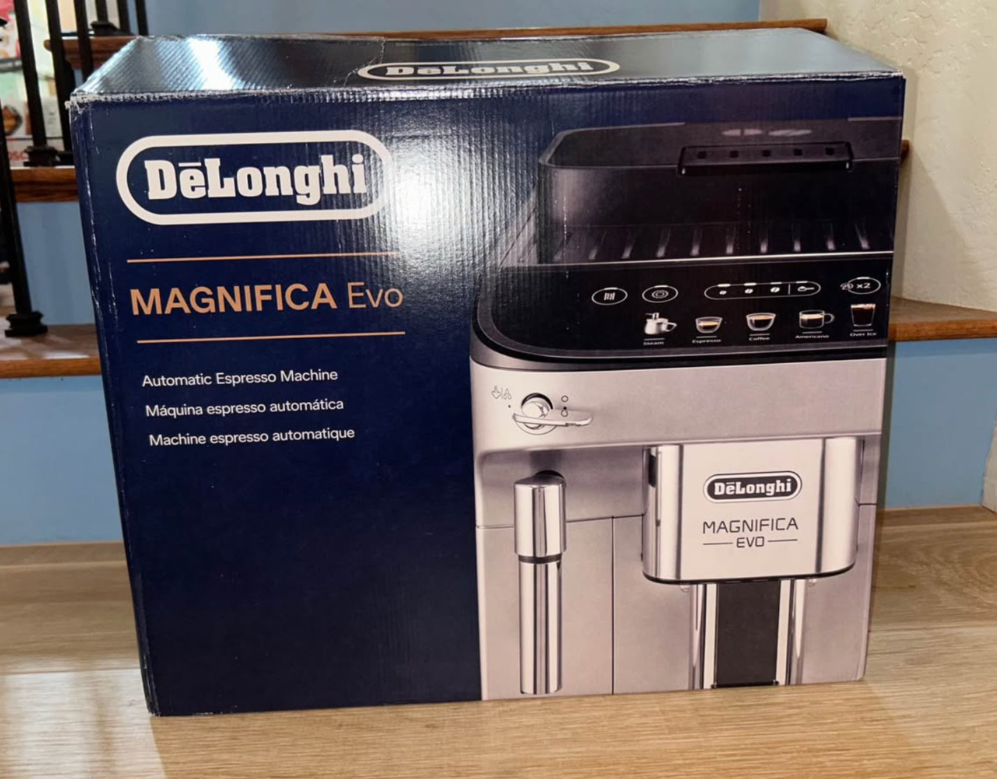 De'Longhi Magnifica Evo Automatic Coffee Espresso Machine w/ Frother Like New